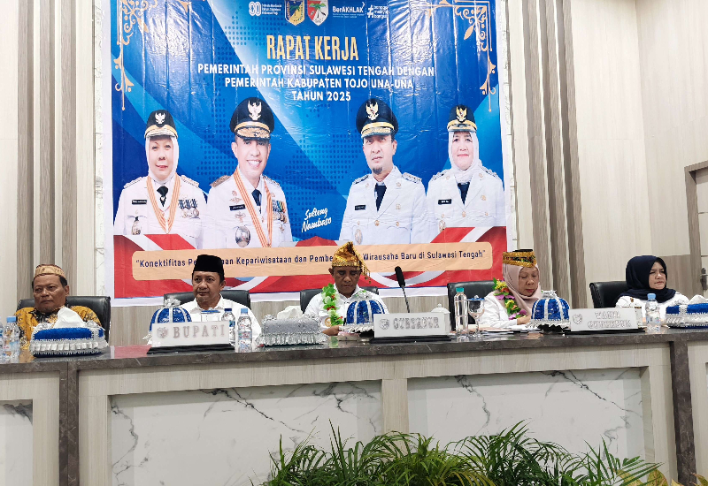 Gubernur Sulteng Gelar Rapat Kerja Bersama Pemkab Touna